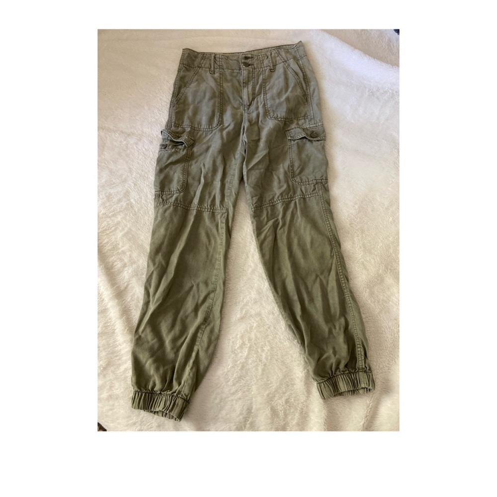 American eagle joggers
